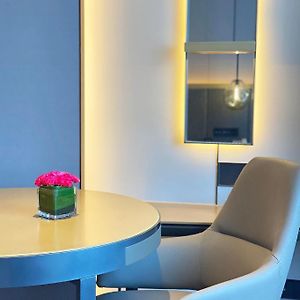 Standard Upper Floors Twin Room